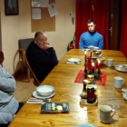 ... with Artaban now eagerly awaiting their supper